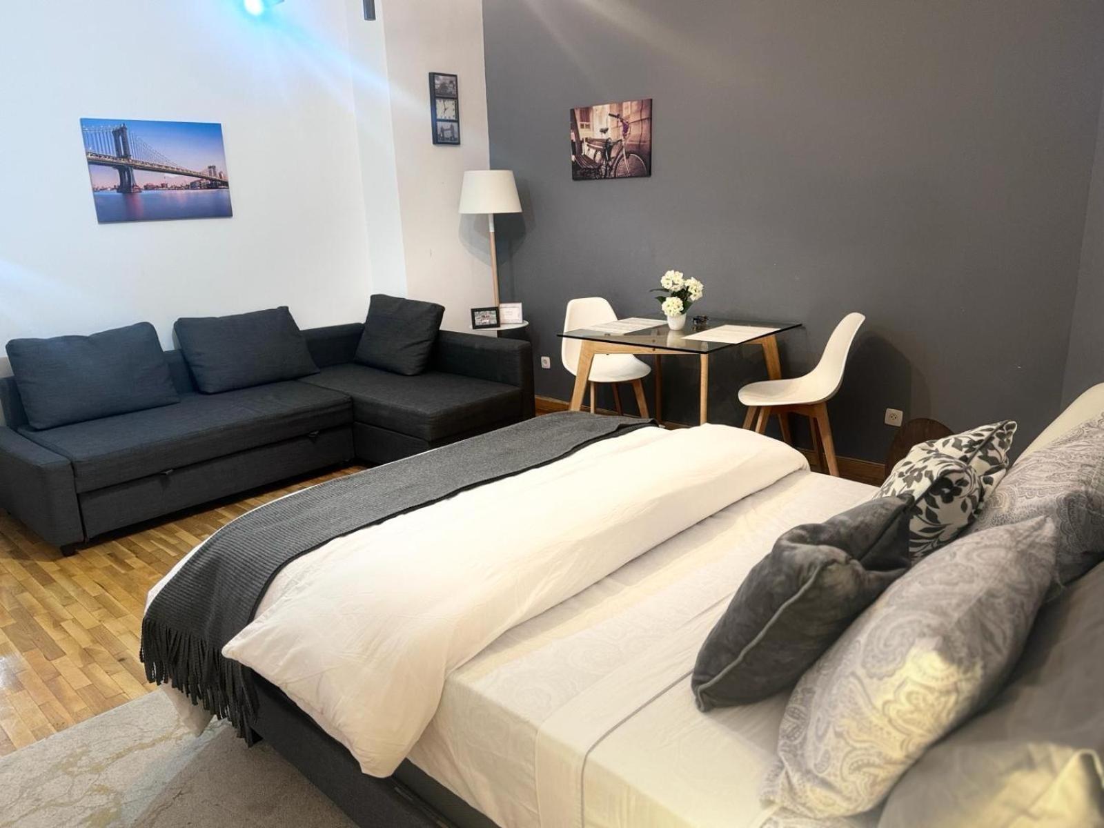 Apartamento Precioso Estudio En Opera - Madrid